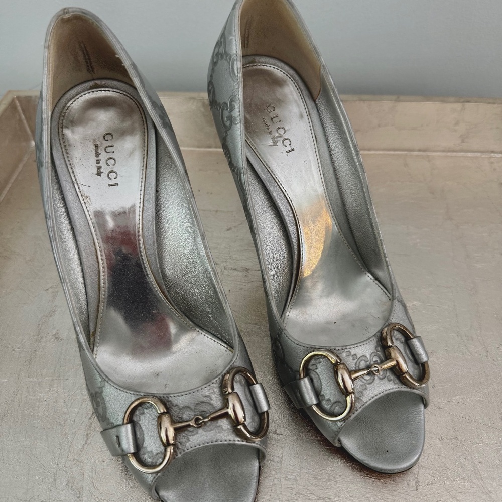 Gucci Guccisimma Silver Horsebit Metal Heel Open-Toe Pump